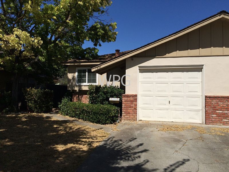 1st image of 1390 Darryl Dr