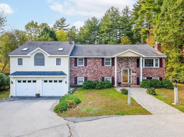 454 Dunstable Rd, Tyngsboro, MA 01879