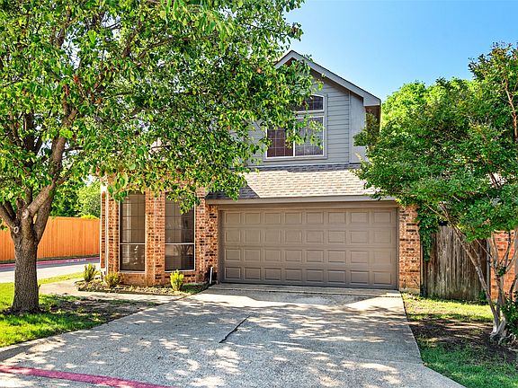 2nd image of 381 Arbor Ln