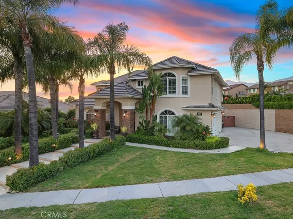 445 E Nicole Ct, Upland, CA 91784