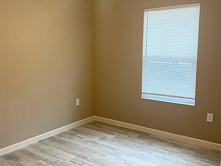 65 Jordan Dr — Photo 15