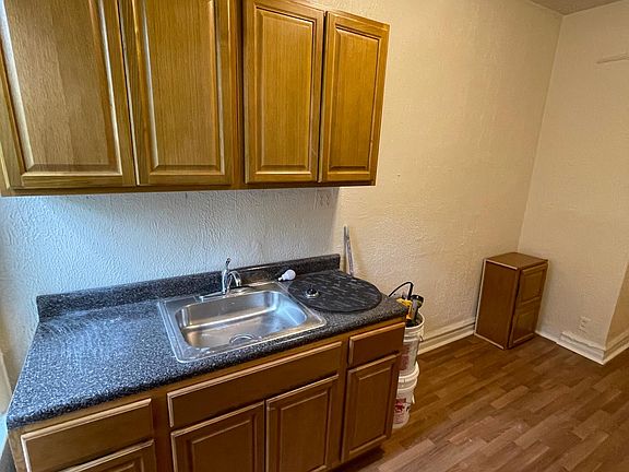 5th image of 4108 Parsons Blvd #2Y