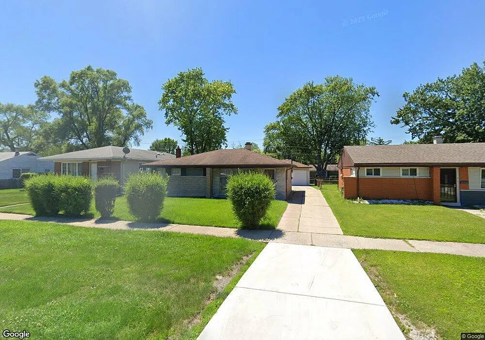 17246 Burnham Ave photo 1