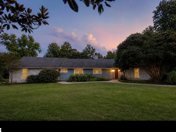 1133 Tubbs Mountain Rd, Travelers Rest, SC 29690