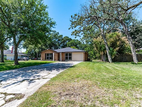 5th image of 2103 E Fayle St