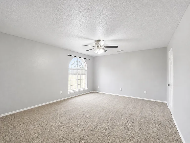 5709 Parkwood Trl — Photo 25