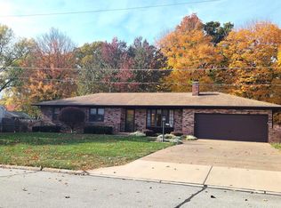 1751 46th St, Moline, IL 61265