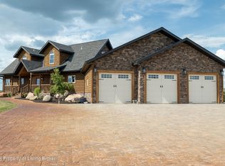 10304 Highway 200, Dunn Center, ND 58626