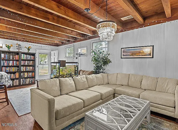906 N Yaupon Ter — Photo 6