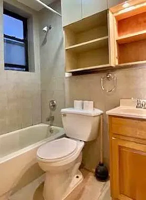 Rented by Compass | media 21