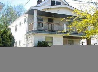 1591 Hopkins Ave, Lakewood, OH