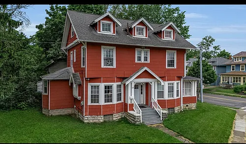 125 Winspear Ave Photo 1
