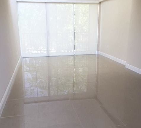 2nd image of 8850 Fontainebleau Blvd #40