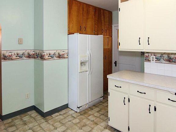 5th image of 25 1st St SE
