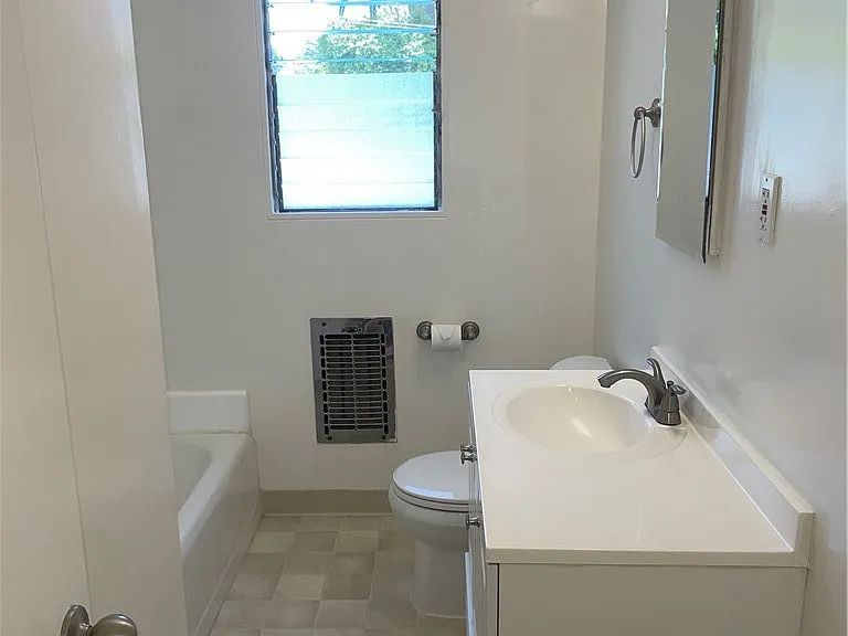 630 San Vicente Blvd #E — Photo 10