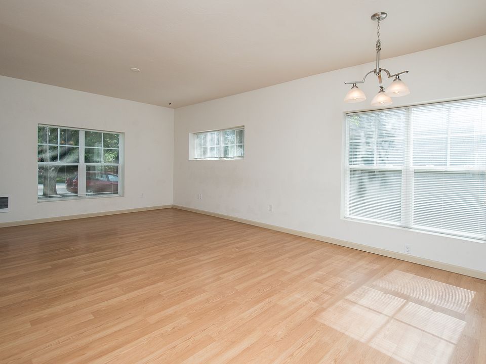1st image of 301 Edwards St