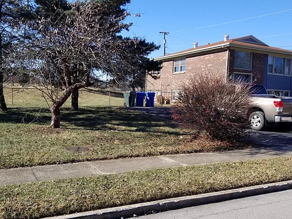 2nd image of 1852 Arundel Dr #B