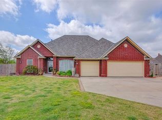 3360 Crystal Spring Dr, Norman, OK 73072