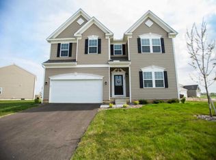 86 Henderson Ln, South Bloomfield, OH 43103
