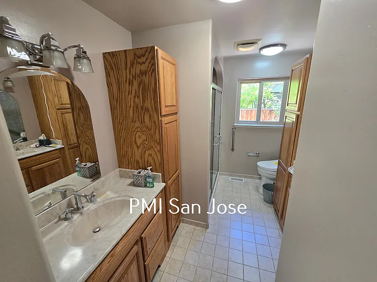 900 Susan Ct — Photo 15