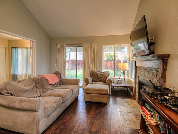 4th image of 41181 Oleandro Cir