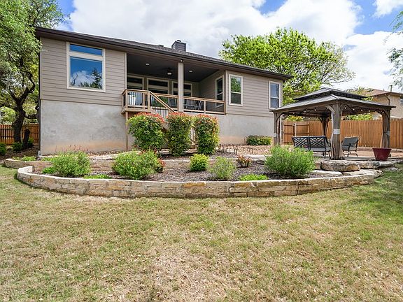5th image of 2107 W Bluff Dr