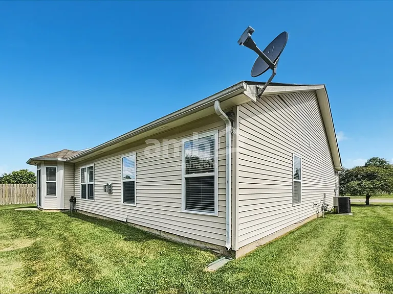 2063 Meridian Springs Ln — Photo 18