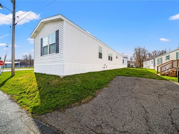 53 Martha Dr, Madison, OH 44057
