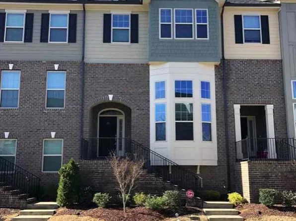 511 Old Mill Village Dr, Apex, NC 27502