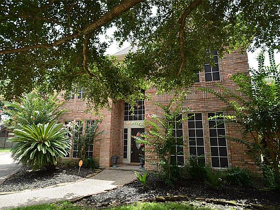 2nd image of 7307 Holly Court Est