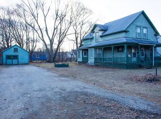 9 Quobaug Ave, Oxford, MA 01540