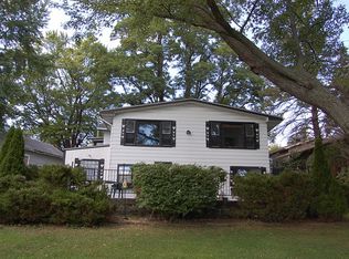 12117 216th Ave, Bristol, WI 53104