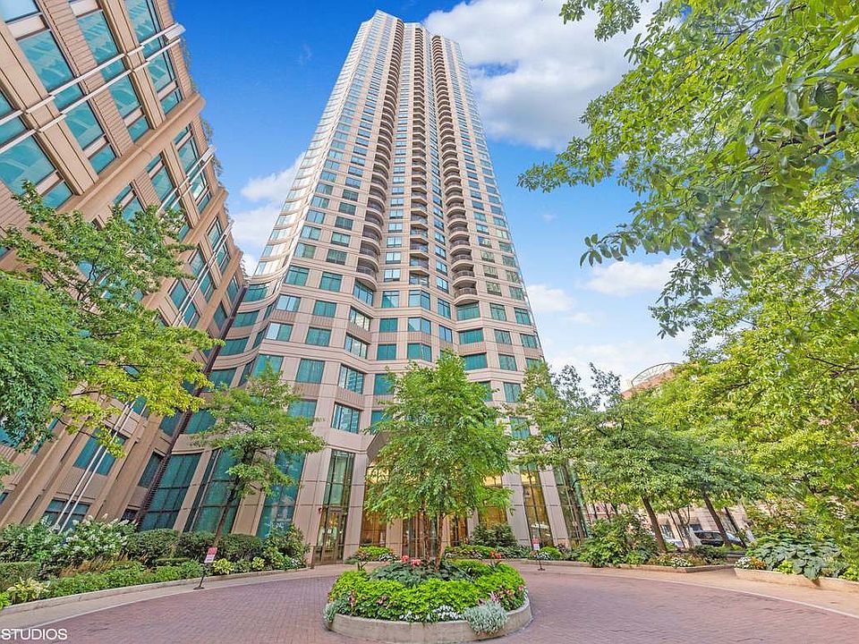 1st image of 400 N Lasalle St #2304