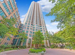 400 N Lasalle St #2304, Chicago, IL 60614