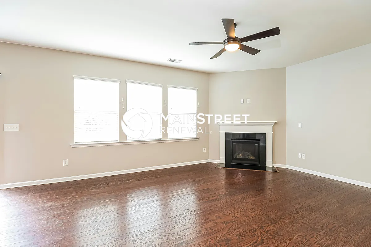Living Room - 2517 Wellshire Ct