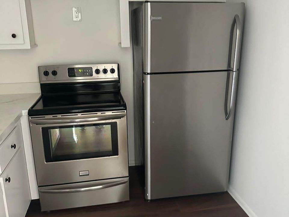 1st image of 3061 NW 47th Ter