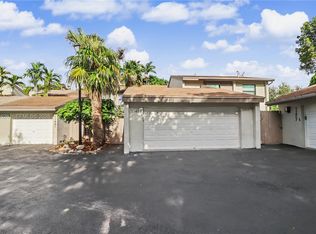 11459 SW 110th Ln, Miami, FL 33176