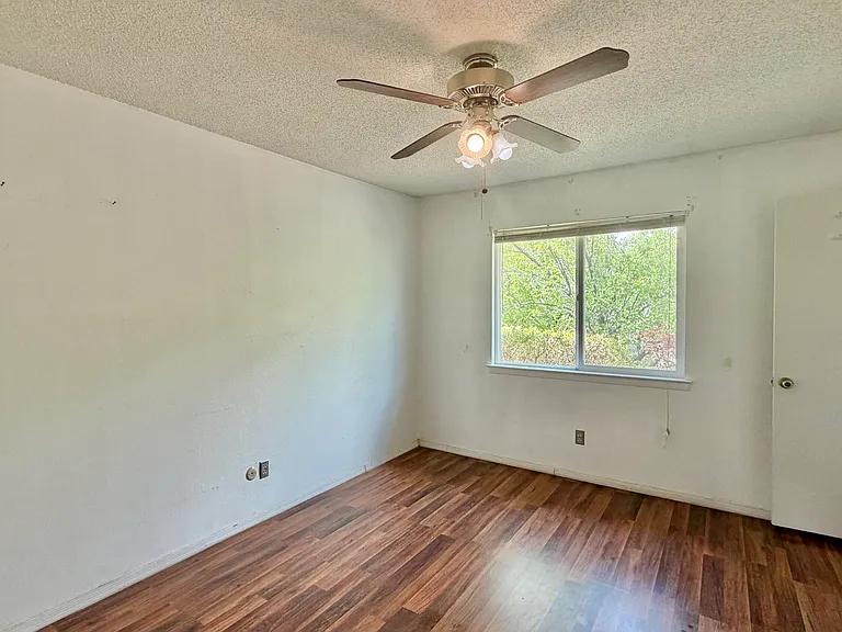 12205 Brentwood Hills Blvd NE — Photo 18