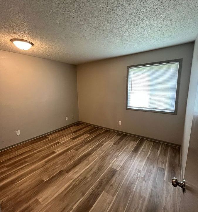 1st image of 235 Ash St #5