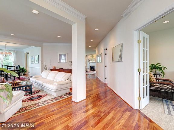 foyer opens to lr and office