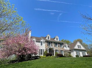 960 Wes Moore Dr, West Chester, PA 19382