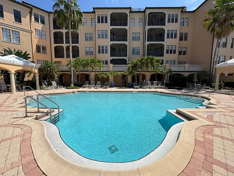 506 Mirasol Cir #101 — Photo 32