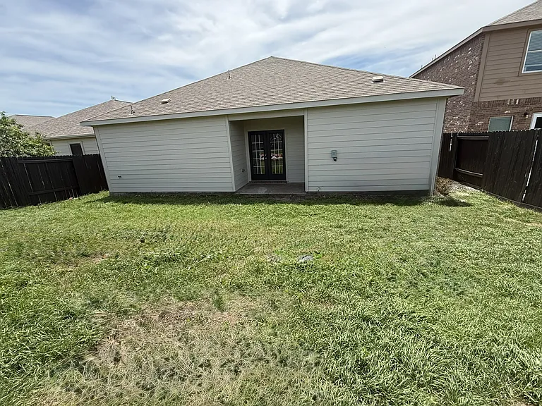 205 Oriole Dr — Photo 28