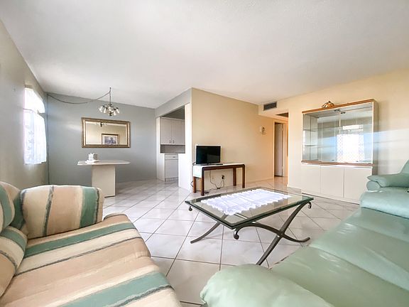 Home For Sale In Century Village