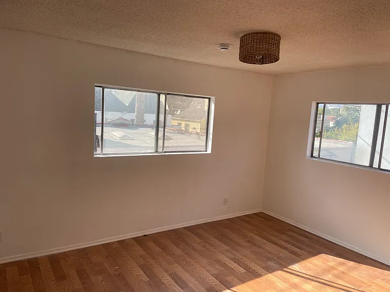 1125 Rexford Dr #13 — Photo 6