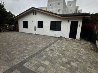 13605 Gault St, Van Nuys, CA 91405