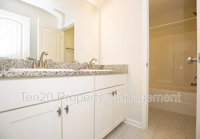 7794 Garrett Rd — Photo 24