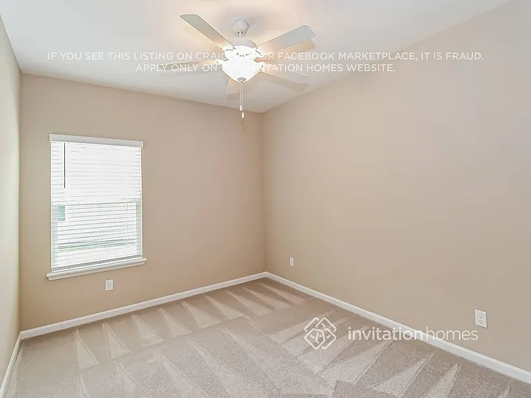 2433 Laylas Way — Photo 10