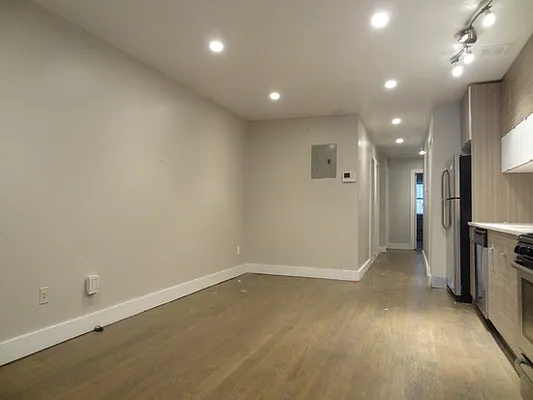 Rented by Lofts and Flats LLC | media 41