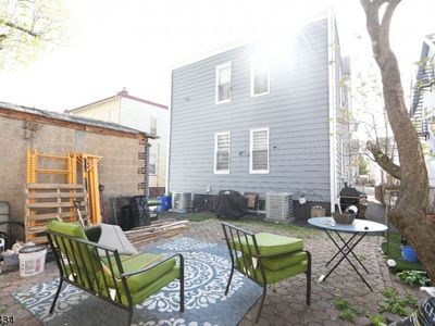 361 Leslie St, Newark, NJ, 07112